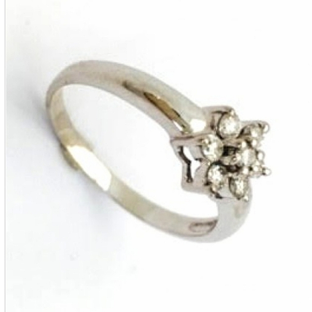 14k Diamond Star Of Hope Cluster Ring - image 3